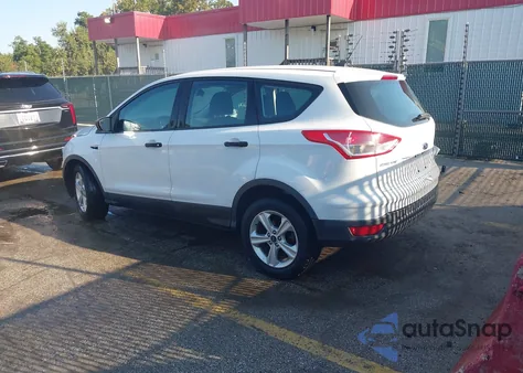 2014 Ford Escape S z USA, uszkodzony, nr VIN 1FMCU0F75EUE07670